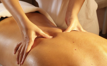 Massage pour luter contre les contractures musculaires